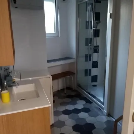 Apartment La Maison Bleue *